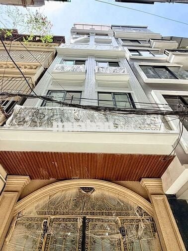 Phân Lô Trần Quốc Hoàn / Cầu Giấy - 40m2 x 7T thang máy, ô tô tránh,KD