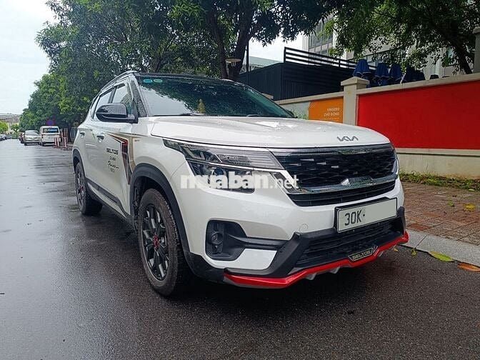 Kia Seltos Luxury 1.6 AT 2023 Trắng 3 vạn