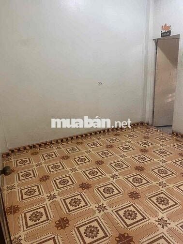 Nhà nguyên căn cho thuê 4*16m2 Ấp Đông 1 cũ