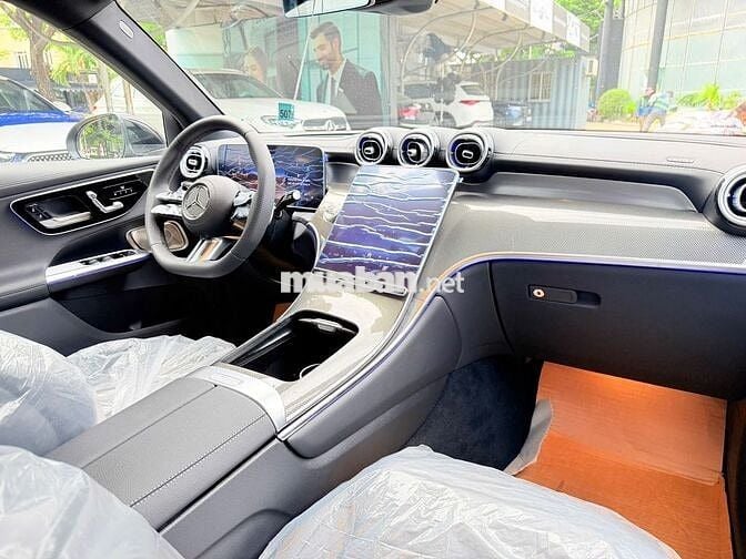 Mercedes-Benz GLC 300 4MATIC V3 2025 Đen