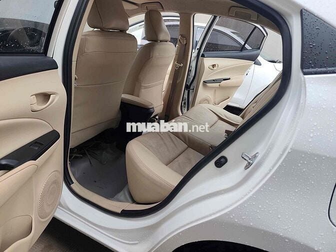 Toyota Vios E CVT 2022 Trắng Tự động
