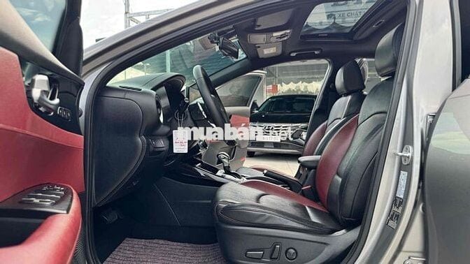 Kia K3 Premium 1.6 AT 2022 Tự động bản full giá to