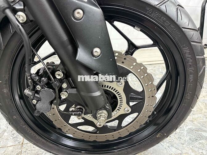 Kawasaki Z300 ABS 8000 km Đen