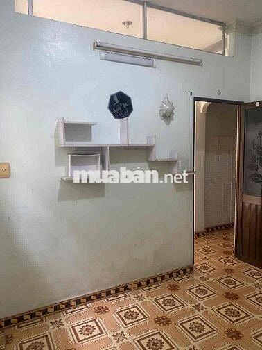 Nhà nguyên căn cho thuê 4*16m2 Ấp Đông 1 cũ