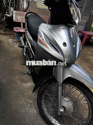 Honda Wave Thể thao Bạc Trong nước