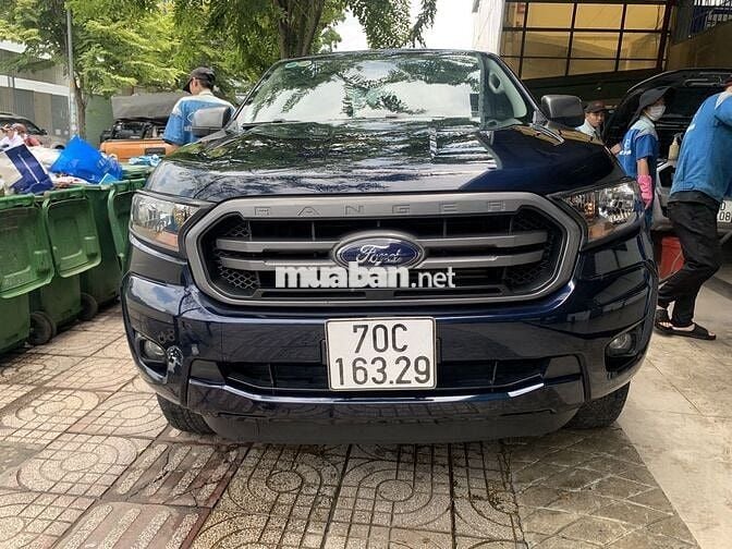 Ford Ranger XLS MT 2020 Số sàn Xanh đậm