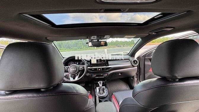 Kia K3 Premium 1.6 AT 2022 Tự động bản full giá to