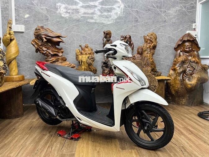 Honda Vision 2018 chính chủ bstp máy êm