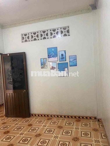 Nhà nguyên căn cho thuê 4*16m2 Ấp Đông 1 cũ