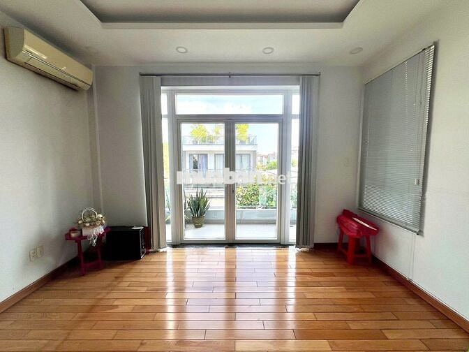 CHO THUÊ BT 8PN - 10X20 - NGAY KHU VEN SÔNG HIỆP BÌNH CHÁNH