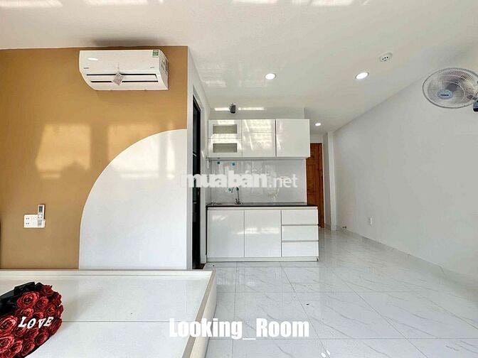 STUDIO CỬA SỔ - NGAY LUỸ BÁN BÍCH - FULL NỘI THẤT - TRỐNG SẲN
