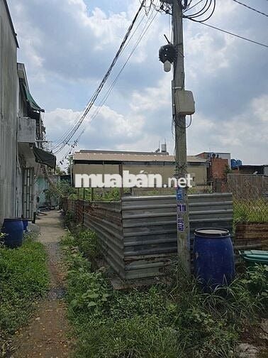Chính chủ cần bán lô đất đẹp góc 2 mặt gần liên ấp 2-6