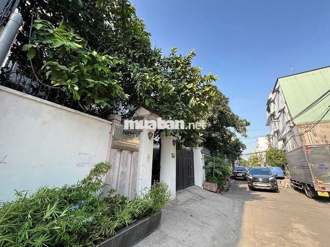 CHO THUÊ BT 8PN - 10X20 - NGAY KHU VEN SÔNG HIỆP BÌNH CHÁNH