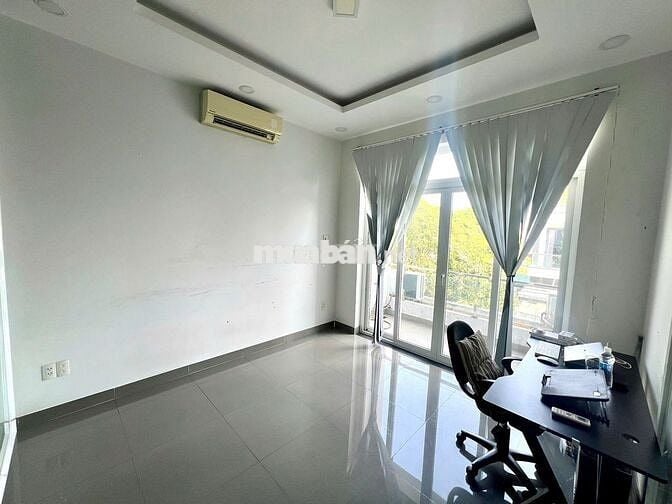 CHO THUÊ BT 8PN - 10X20 - NGAY KHU VEN SÔNG HIỆP BÌNH CHÁNH