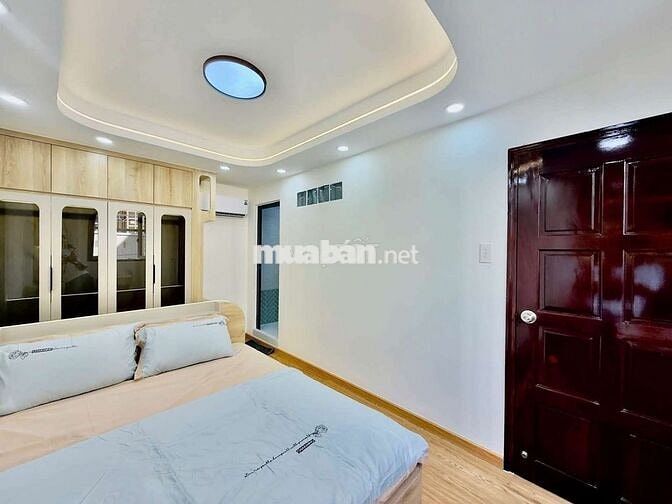 Trần Bình Trọng MT thụt _ 3 tẩng _ full nội thất _hơn 5 tỷ xíu