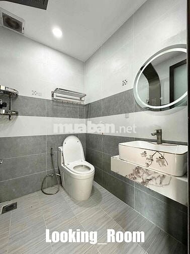 STUDIO CỬA SỔ - NGAY LUỸ BÁN BÍCH - FULL NỘI THẤT - TRỐNG SẲN