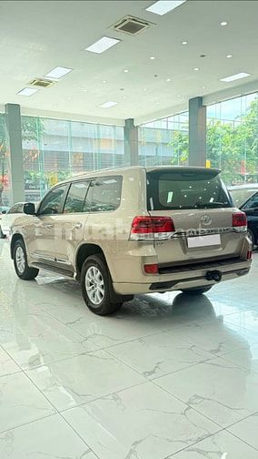 Bán Toyota Land Cruiser 4.6 V8 sản xuất 2016.