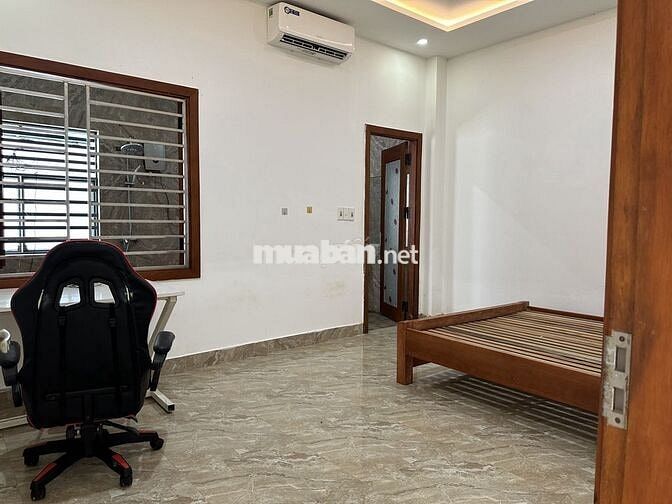 NHÀ 3 TẦNG MẶT TIỀN PHÙNG CHÍ KIÊN GẦN KINH DƯƠNG VƯƠNG