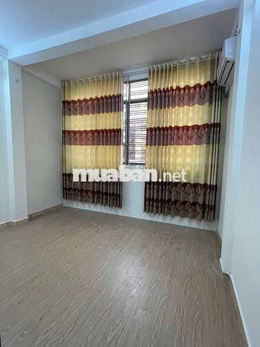 Nhà nc hxh sát mt 2 lầu 2pn 3vs Bành Văn trân p7 Q, tân bình