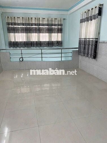 nhà sát mt căn góc tr L 2 lầu sân thượng 3pn Ngô Gia Tự p9 Q10