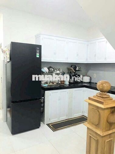 BÁN NHÀ SHR 2 LẦU ĐÚC LÊ VĂN KHƯƠNG P.HIỆP THÀNH QUẬN 12-GIÁ 3 TỶ450TR