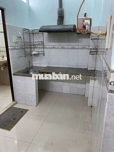 nhà sát mt căn góc tr L 2 lầu sân thượng 3pn Ngô Gia Tự p9 Q10