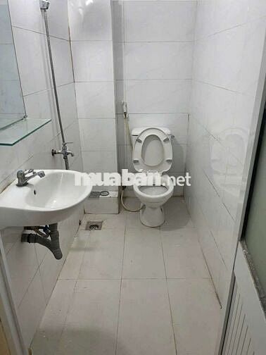Nhà nc hxh sát mt 2 lầu 2pn 3vs Bành Văn trân p7 Q, tân bình