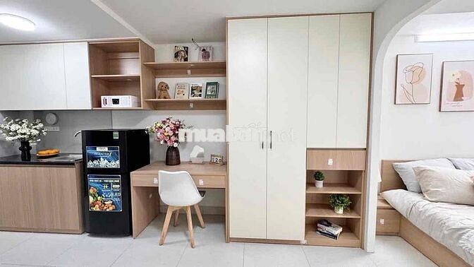Cho Thuê Căn Hộ Full Tiện Ích Ngay Vòng Xoay Dân Chủ
