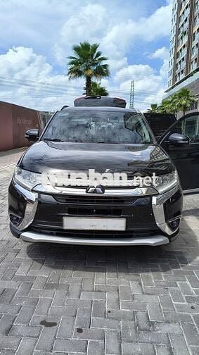 Mitsubishi Outlander 2.4 Premium 2018 Đen