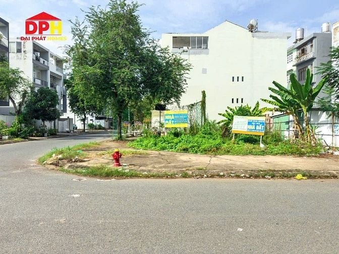 Cần bán gấp lô góc 2 mặt tiền đường lớn 16m thông ra Lê Văn Lương