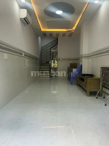 BÁN NHÀ 1 TRẼT 1 LẦU  MỚI XÂY 