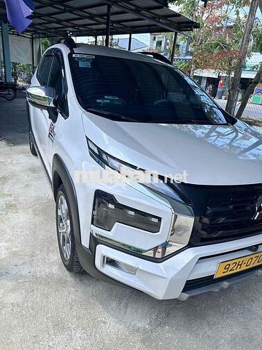 Mitsubishi Xpander Cross 2025 Trắng 7 chỗ