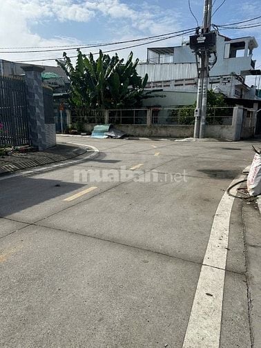 BÁN NHÀ 1 TRẼT 1 LẦU  MỚI XÂY 
