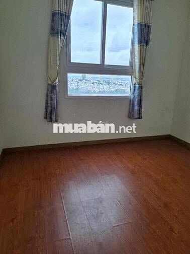 cho thuê Toky tower nội thât cơ bản máy lạnh 2pn ở liền
