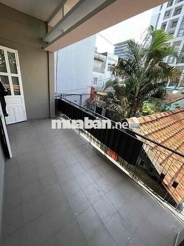 Nhà nguyên căn ngang 10m khu vực Hoàng Văn Thụ - Nguyễn Văn Trỗi QPN