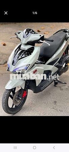 Honda Air Blade 2019 khóa ga xám xi măng