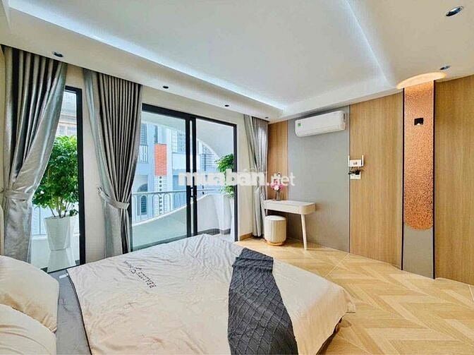Ngôi nhà đẹp lổng lẩy và sang trọng Hẻm Xe Hơi ngủ trong nhà ,