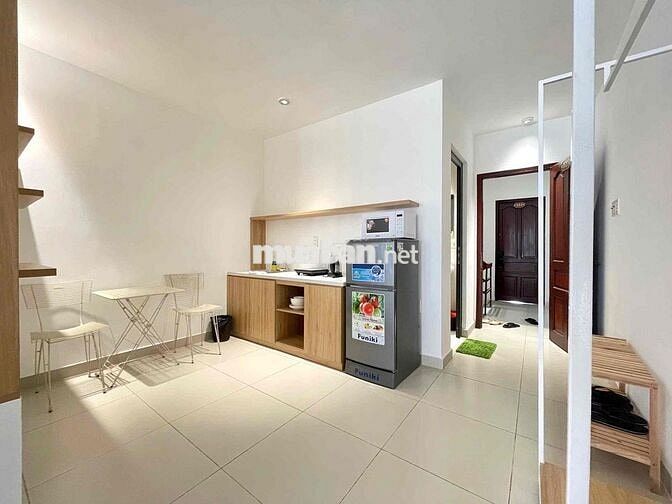 STUDIO bancol 35m2 ngay Nguyễn Văn Cừ quận 1