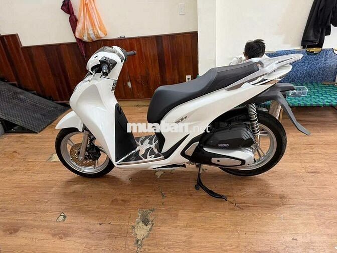 ❤️ Honda SH 2023 Trắng Cực Đẹp, Hỗ Trợ Sang Tên
