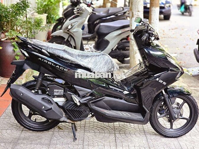 Honda Air Blade 125 4 val Đen bóng