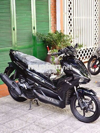 Honda Air Blade 125 4 val Đen bóng