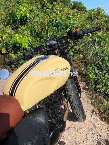 Suzuki Cafe Racer Vàng kem Độc đáo