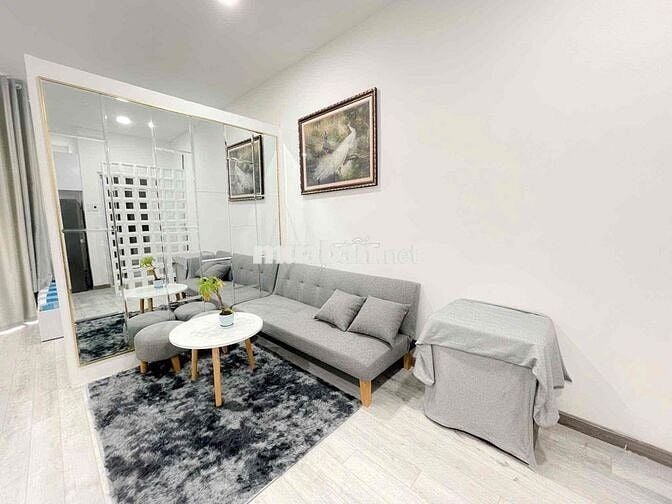 Căn hộ mini full nội thất Ban công Nguyễn Trãi Q5