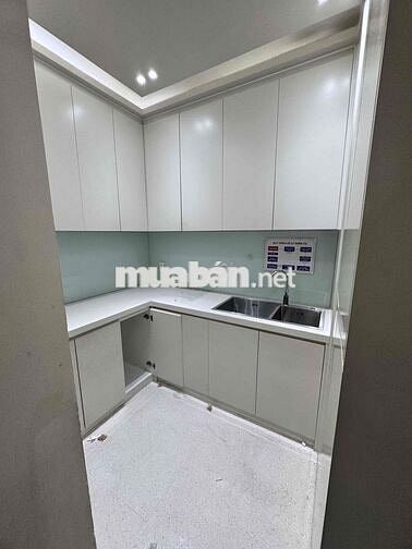 Cho thuê MT 8x7m Lương Hữu Khánh sát Nguyễn Thị Minh Khai Q1