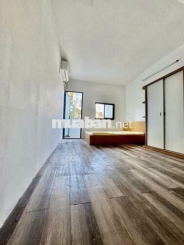 Studio Ban Công Lớn Full Nội Thất Phan Xích Long, Chỉ 6,6 Triệu/Tháng