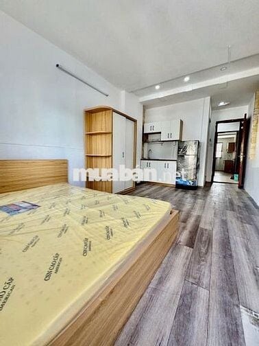 Studio Ban Công Lớn Full Nội Thất Phan Xích Long, Chỉ 6,6 Triệu/Tháng