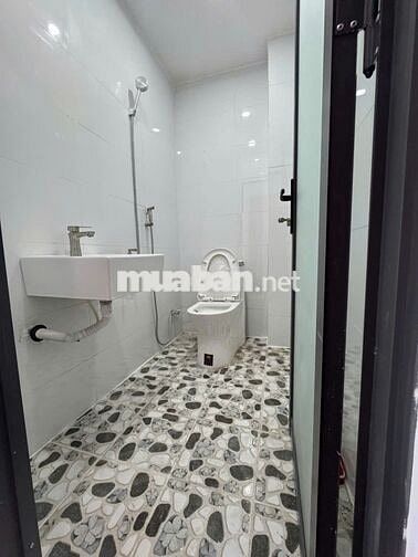 Studio Ban Công Lớn Full Nội Thất Phan Xích Long, Chỉ 6,6 Triệu/Tháng