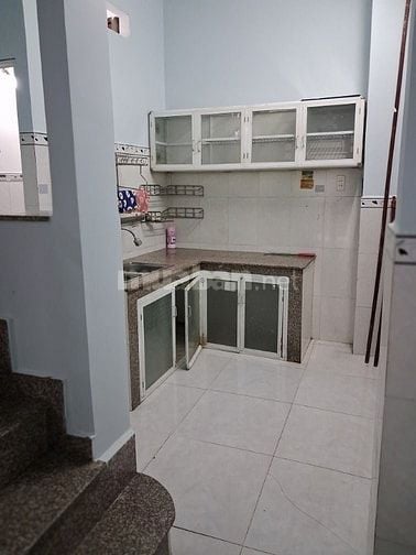 Cho thuê nhà 2lầu 3pn (3.5m x 8m) đường Lê văn Khương vào 30m 