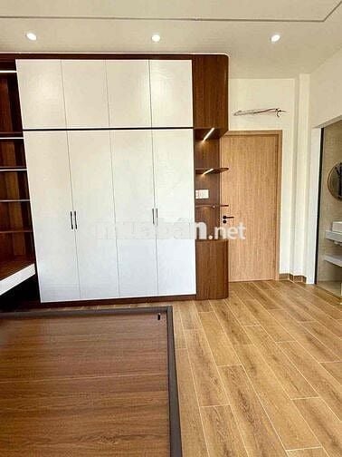 NHÀ ĐẸP NHẤT KHU, NỘI THẤT XỊN CHỦ NGỘP CẦN BÁN GẤP