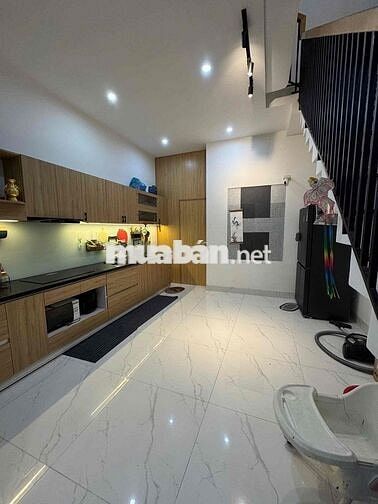 NHÀ ĐẸP KIỆT NGÔ QUYÊN,GẦN LÊ TẤN TRUNG,2PN,2WC